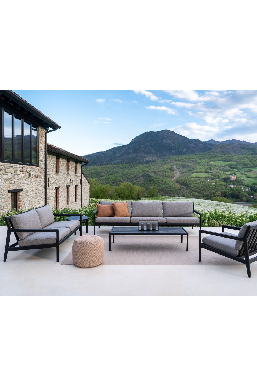 Black Teak Outdoor Sofa | Ethnicraft Jack