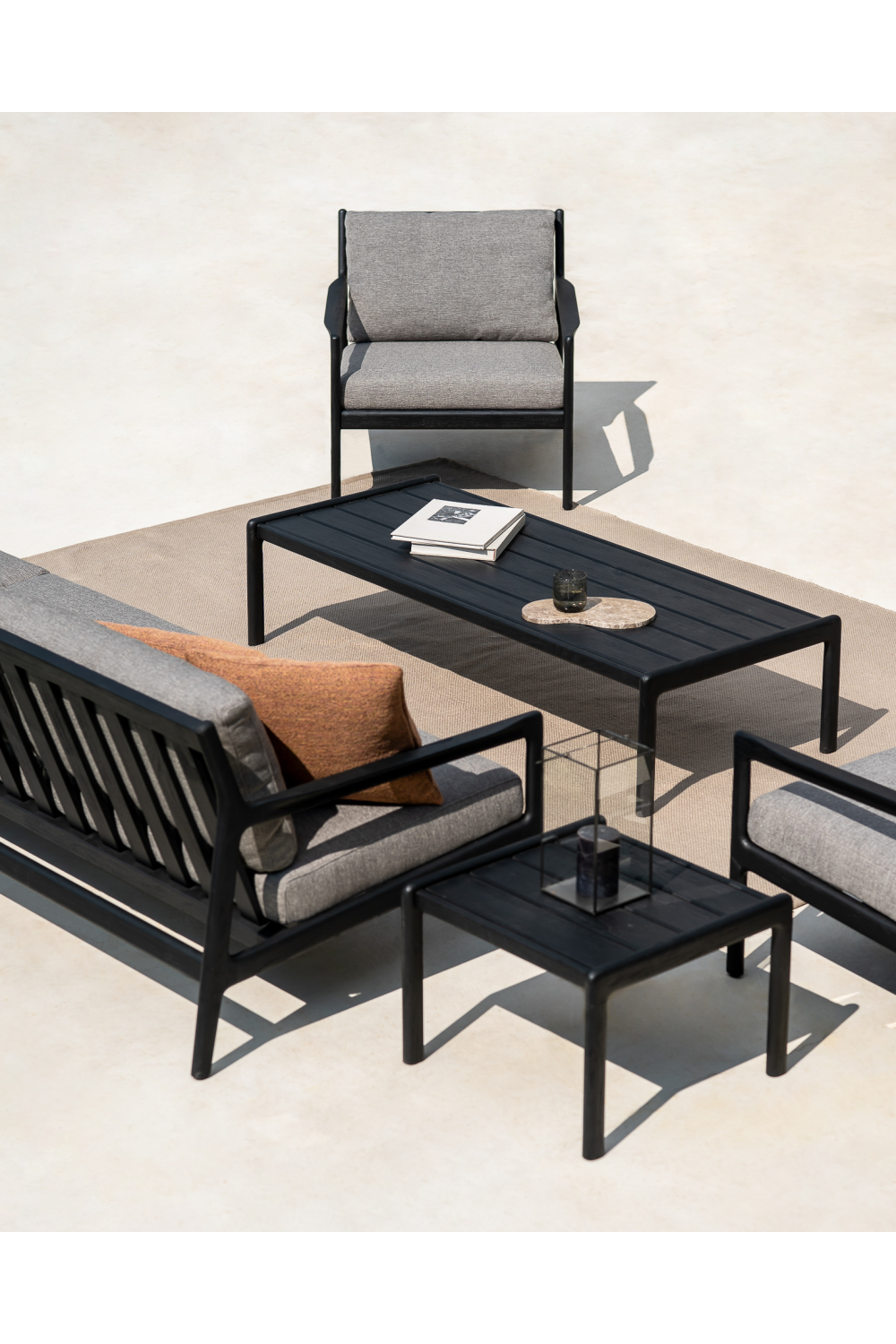 Black Teak Outdoor Sofa | Ethnicraft Jack