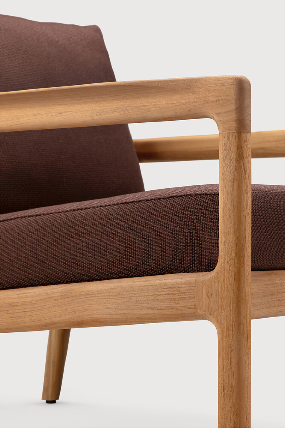 Teak Framed Outdoor Lounge Chair | Ethnicraft Jack | Oroa.com