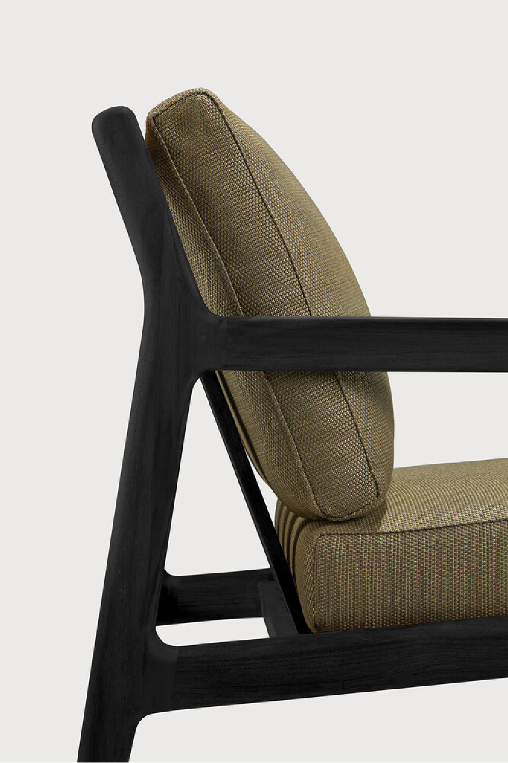 Black Teak Outdoor Lounge Chair | Ethnicraft Jack | Oroa.com