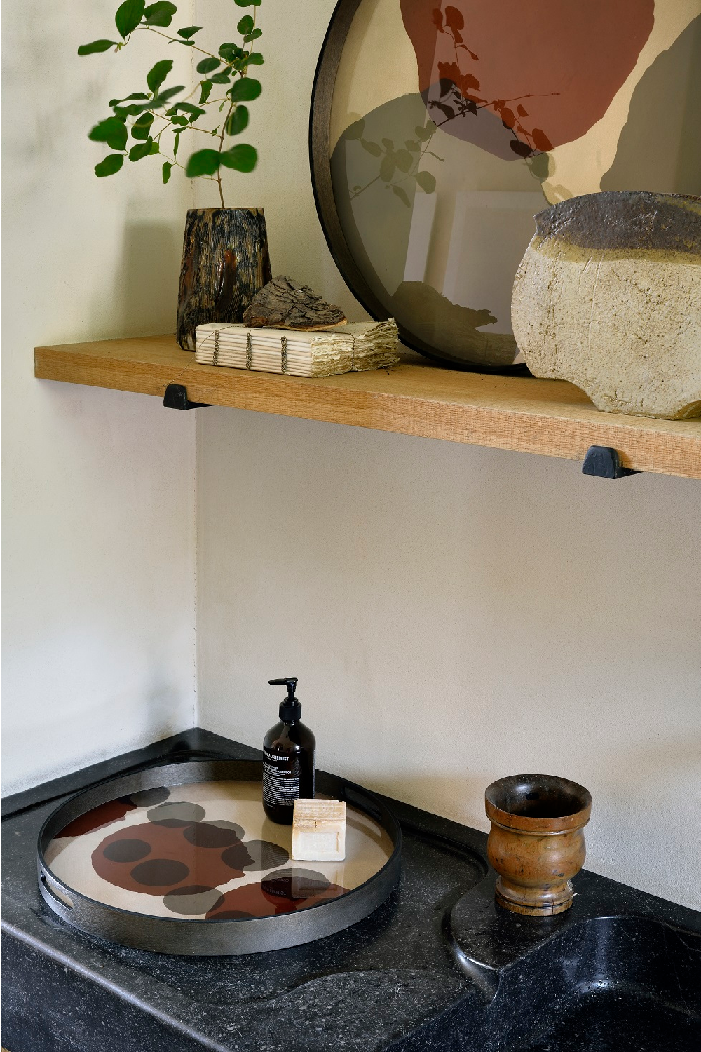 Hand-painted Glass Round Tray | Ethnicraft Dots | Oroa.com