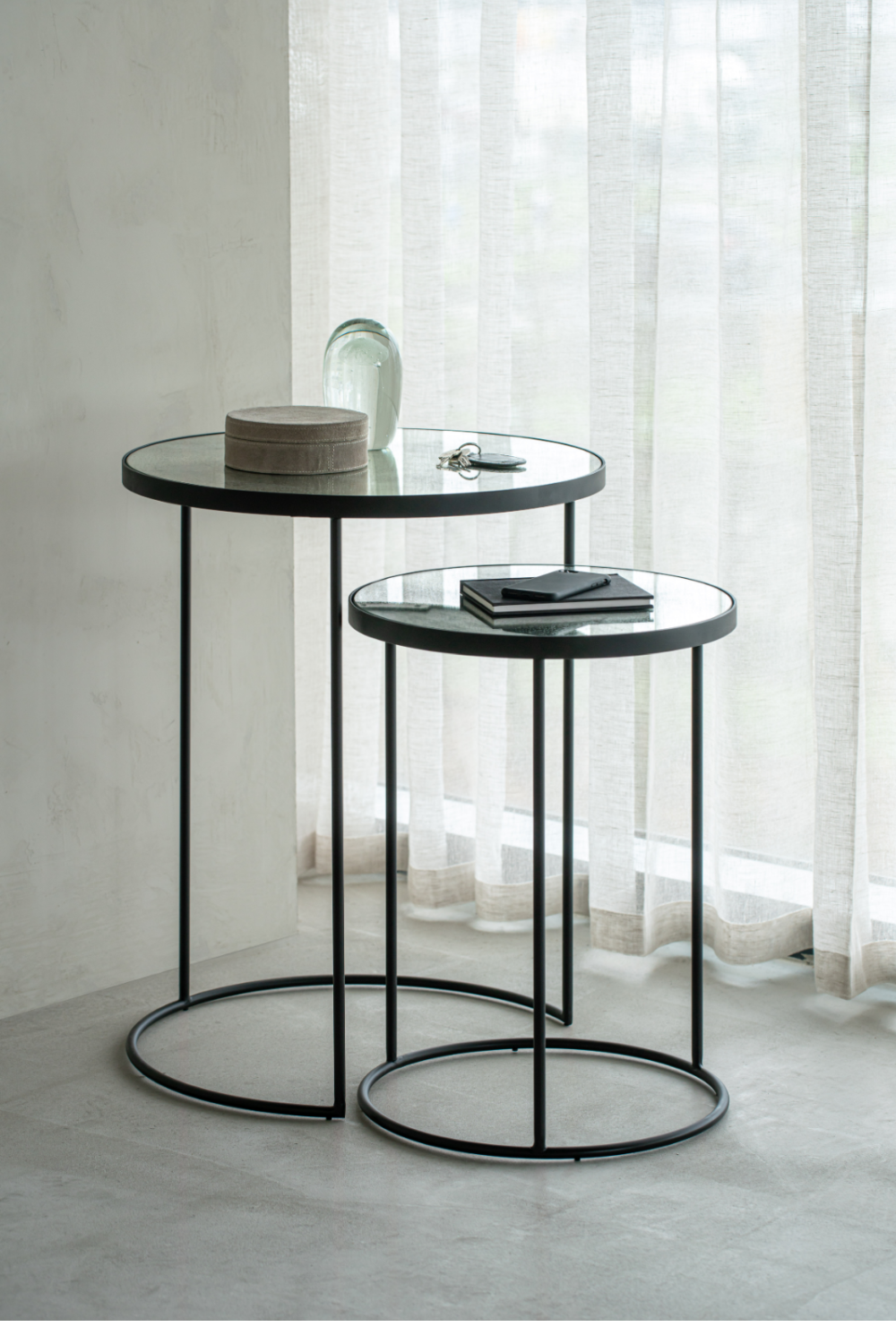 Round Nesting Side Table Set (2) | Ethnicraft Mirrored | OROA.com