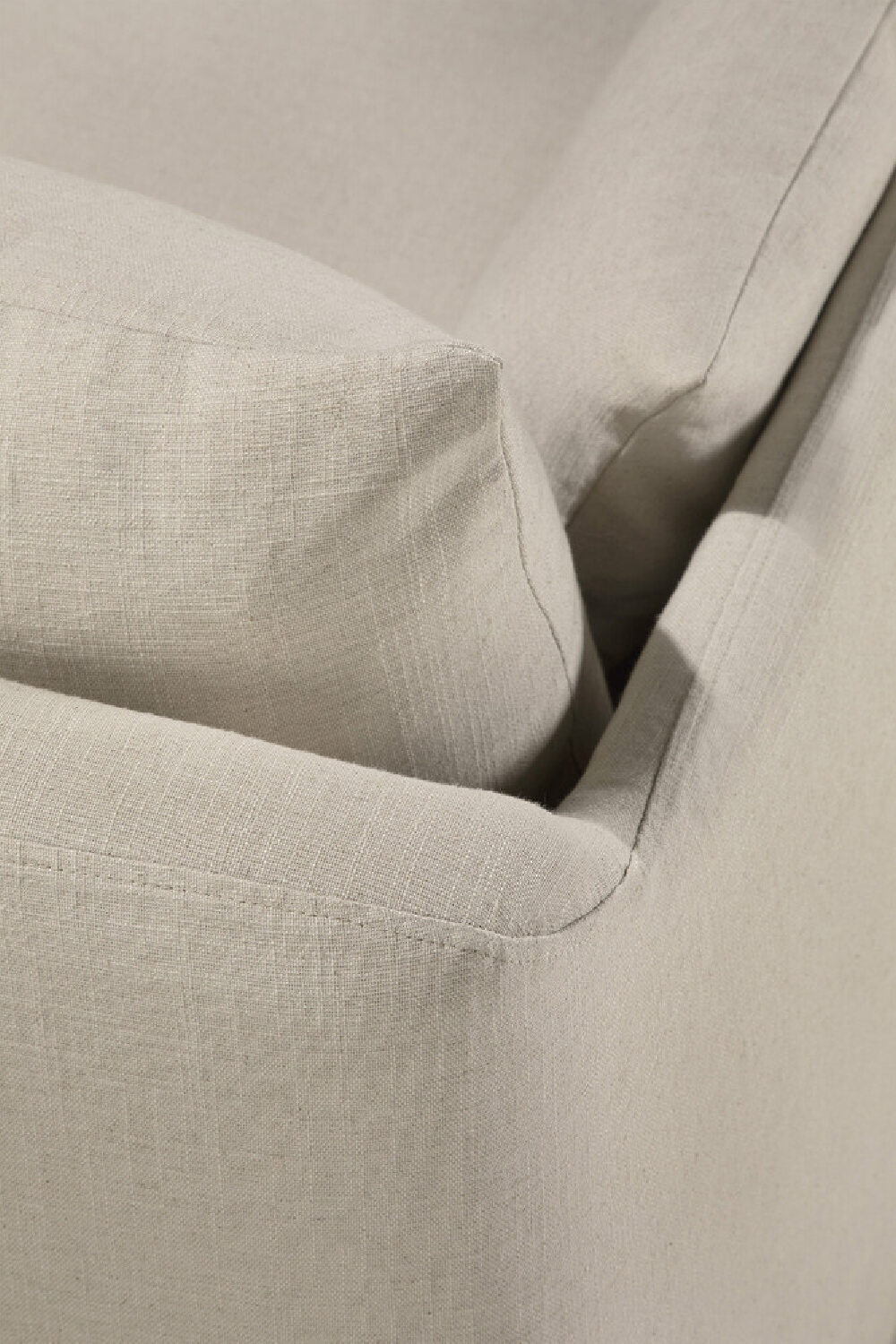 Linen Lounge Chair | Oroa.com