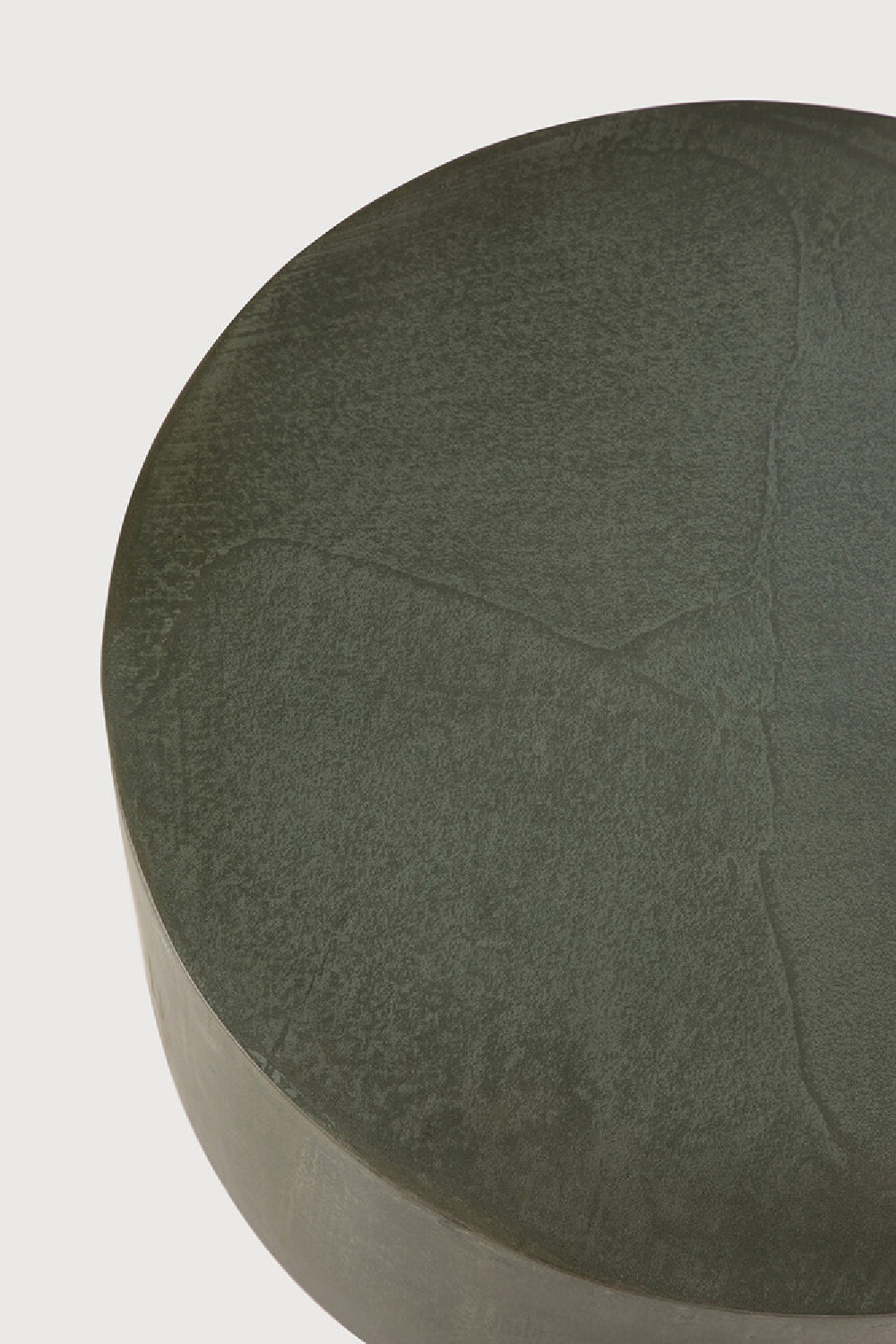 Mushroom-Shaped Outdoor Side Table | Ethnicraft Elements | Oroa.com