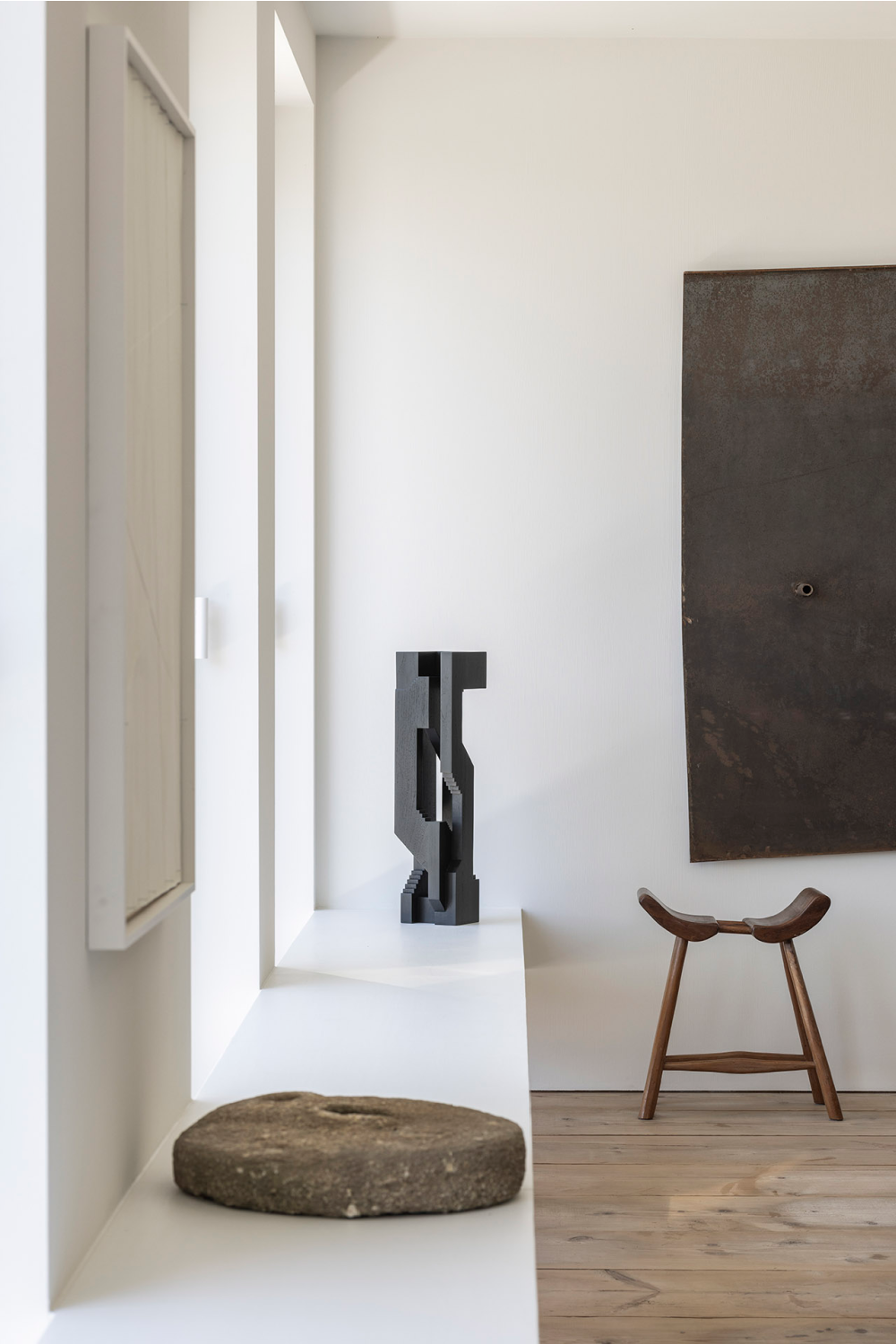 Abstract Stair Sculpture | Ethnicraft Circonvolution | Oroa.com