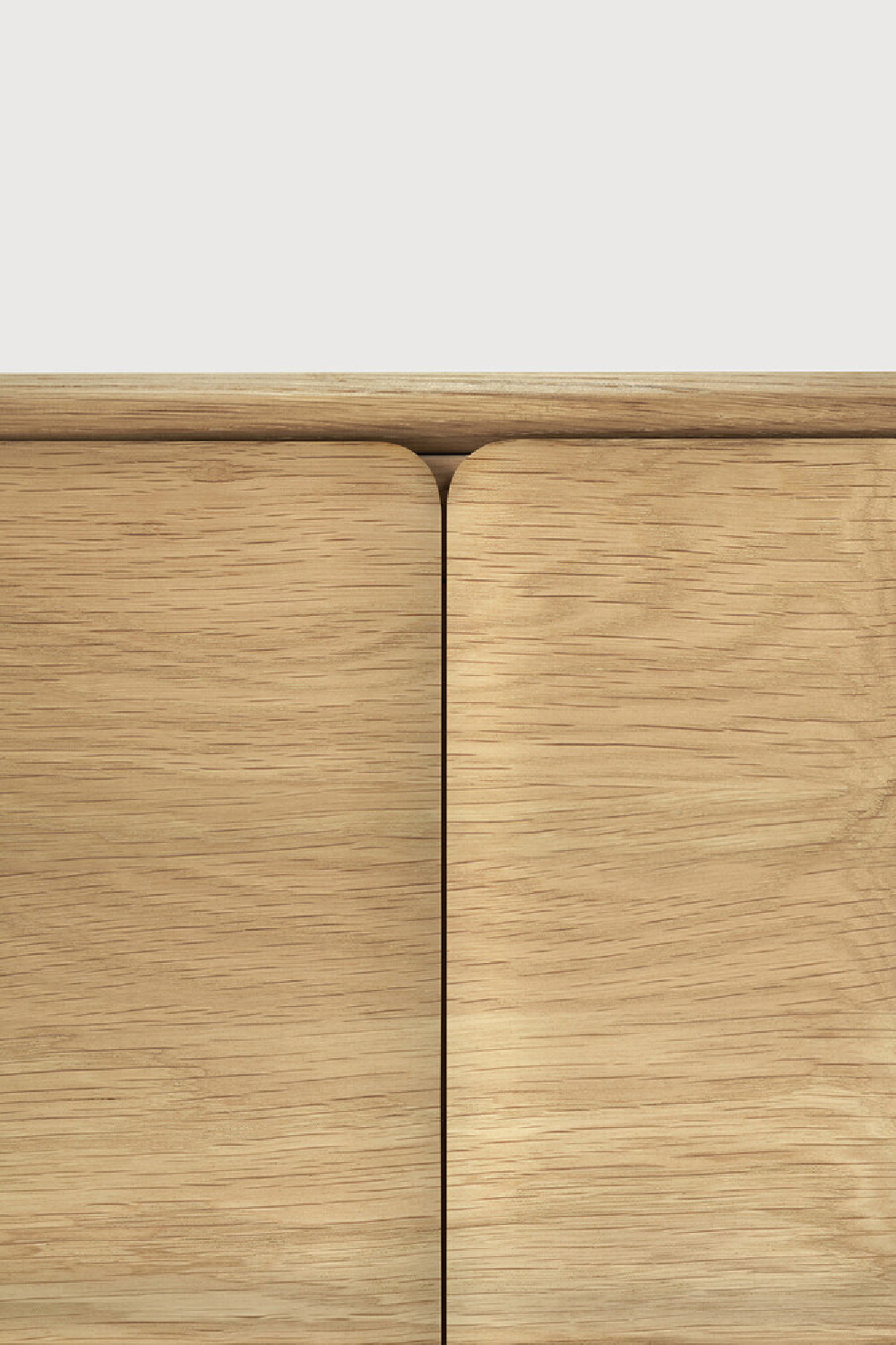 Natural Oak 2-Door Cupboard | Ethnicraft Pi | Oroa.com