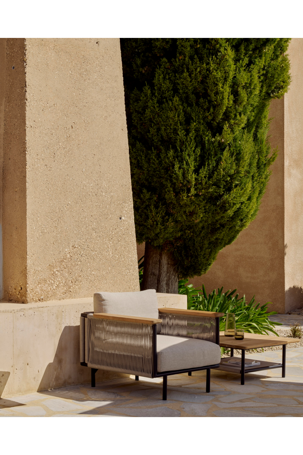 Woven Cord Outdoor Coffee Table | Ethnicraft Corbey | Oroa.com