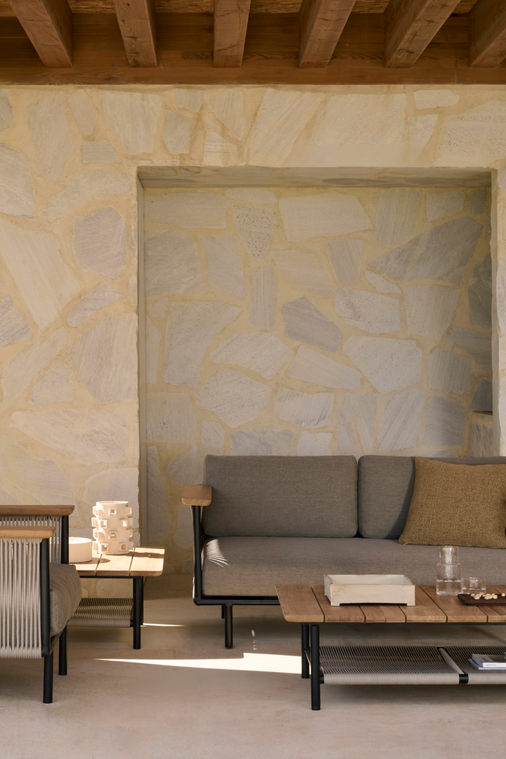 Woven Cord Outdoor Coffee Table | Ethnicraft Corbey | Oroa.com