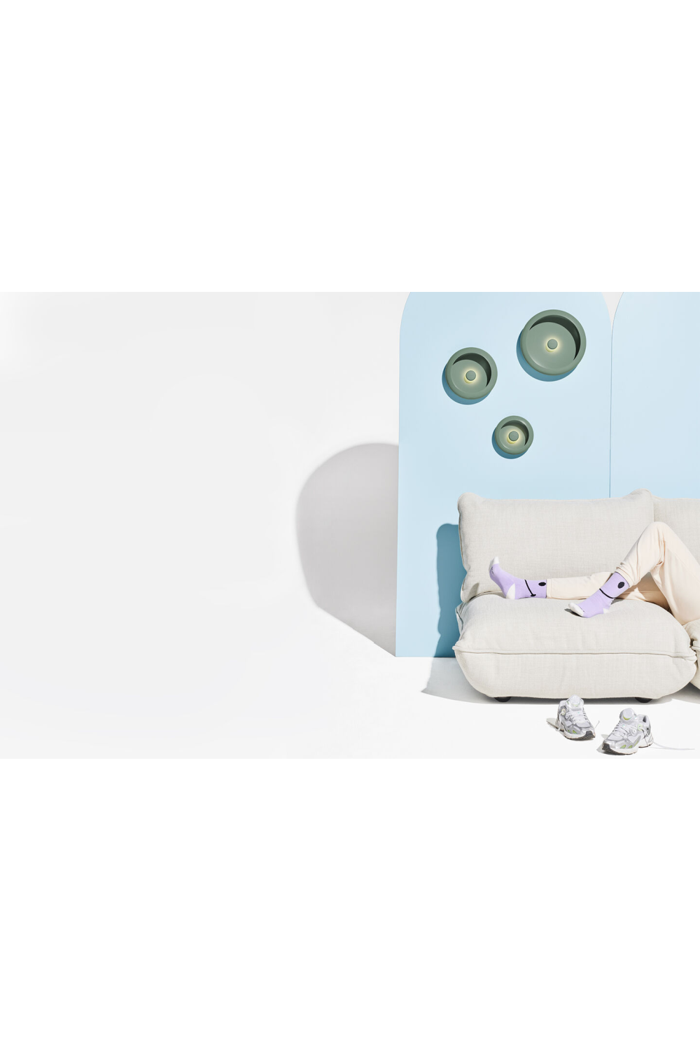 Metal Bowl Outdoor Wall Lamp M | Fatboy Oloha | OROA.com