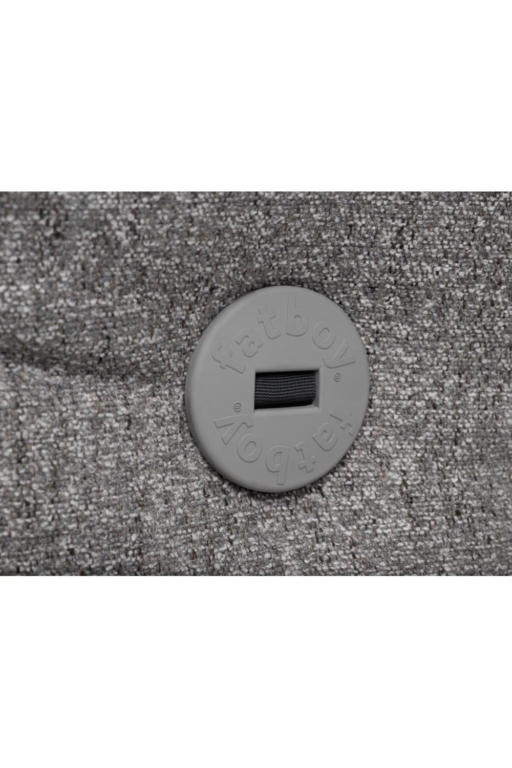 Back-Buttoned Modern Easy Chair | Fatboy The BonBaron Mingle | OROA.com