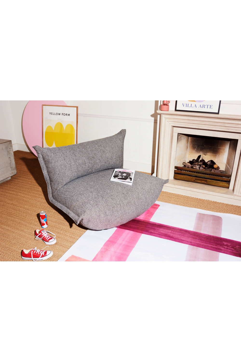 Back-Buttoned Modern Easy Chair | Fatboy The BonBaron Mingle | OROA.com