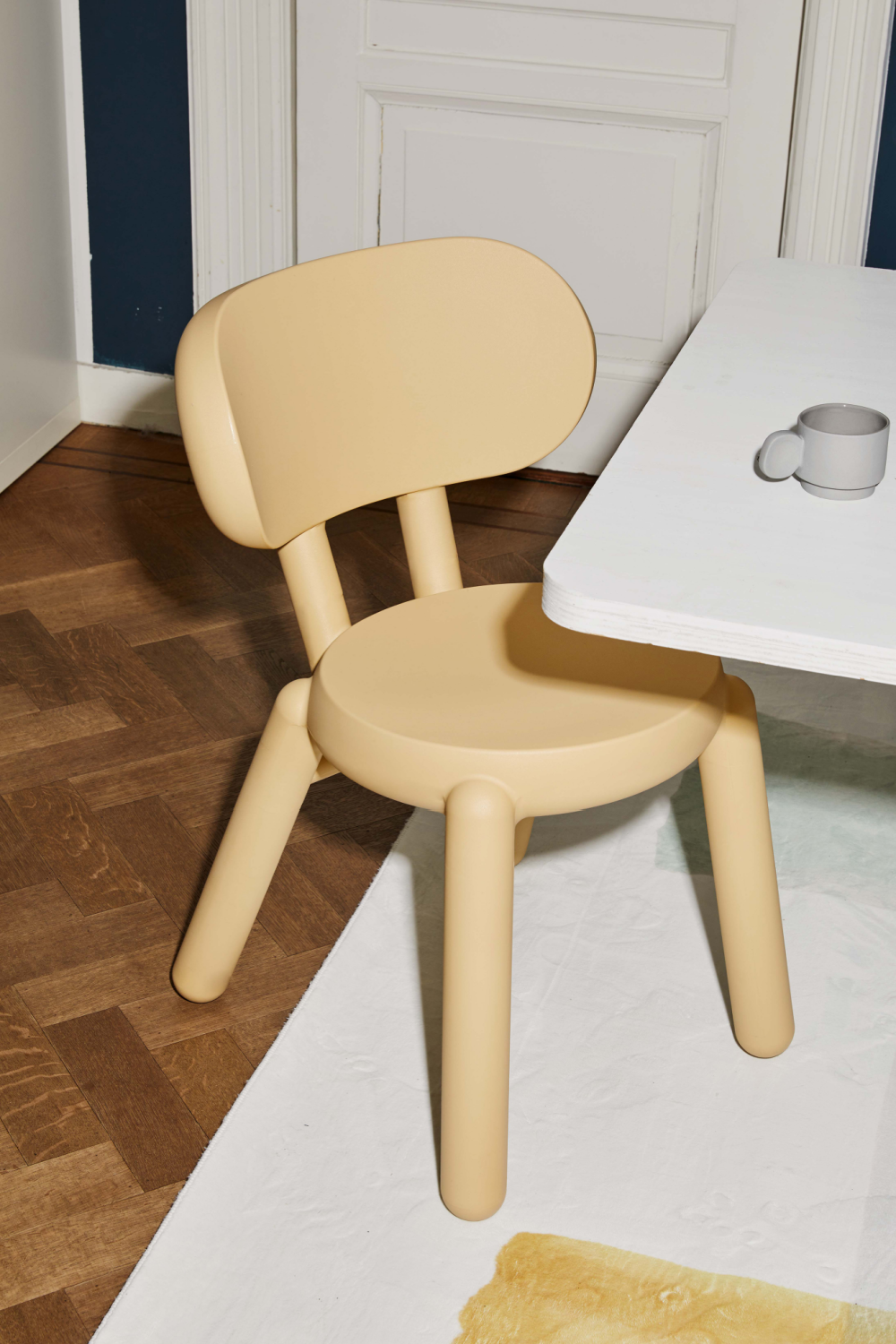 Modern Molded Chair | Fatboy Kaboom | OROA.com