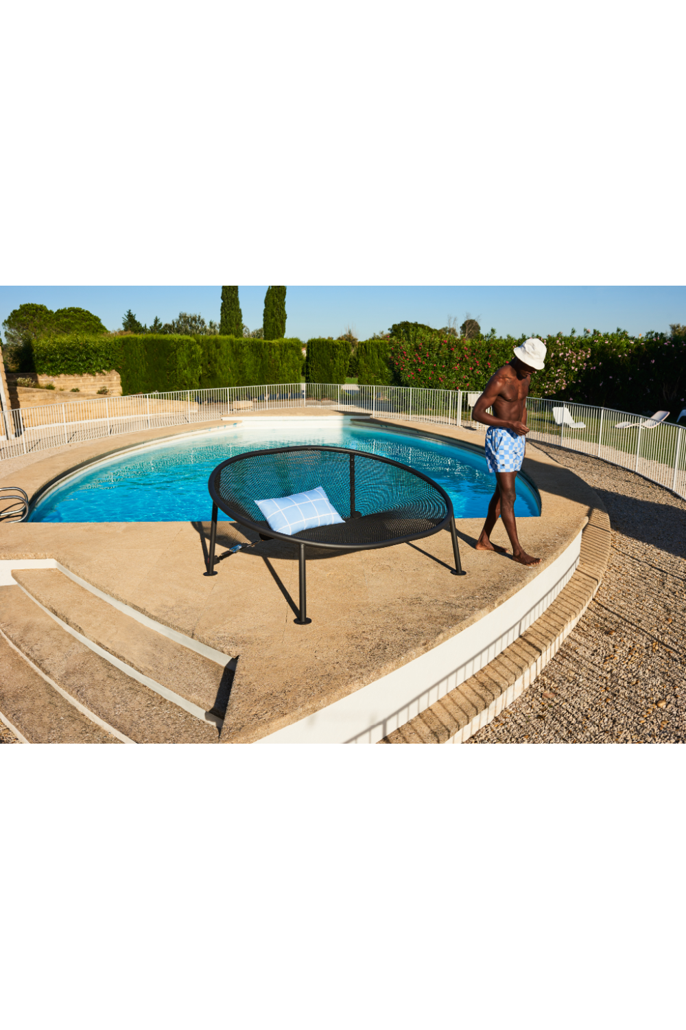 Knitted Net Lounger | Fatboy® Netorious | OROA.com