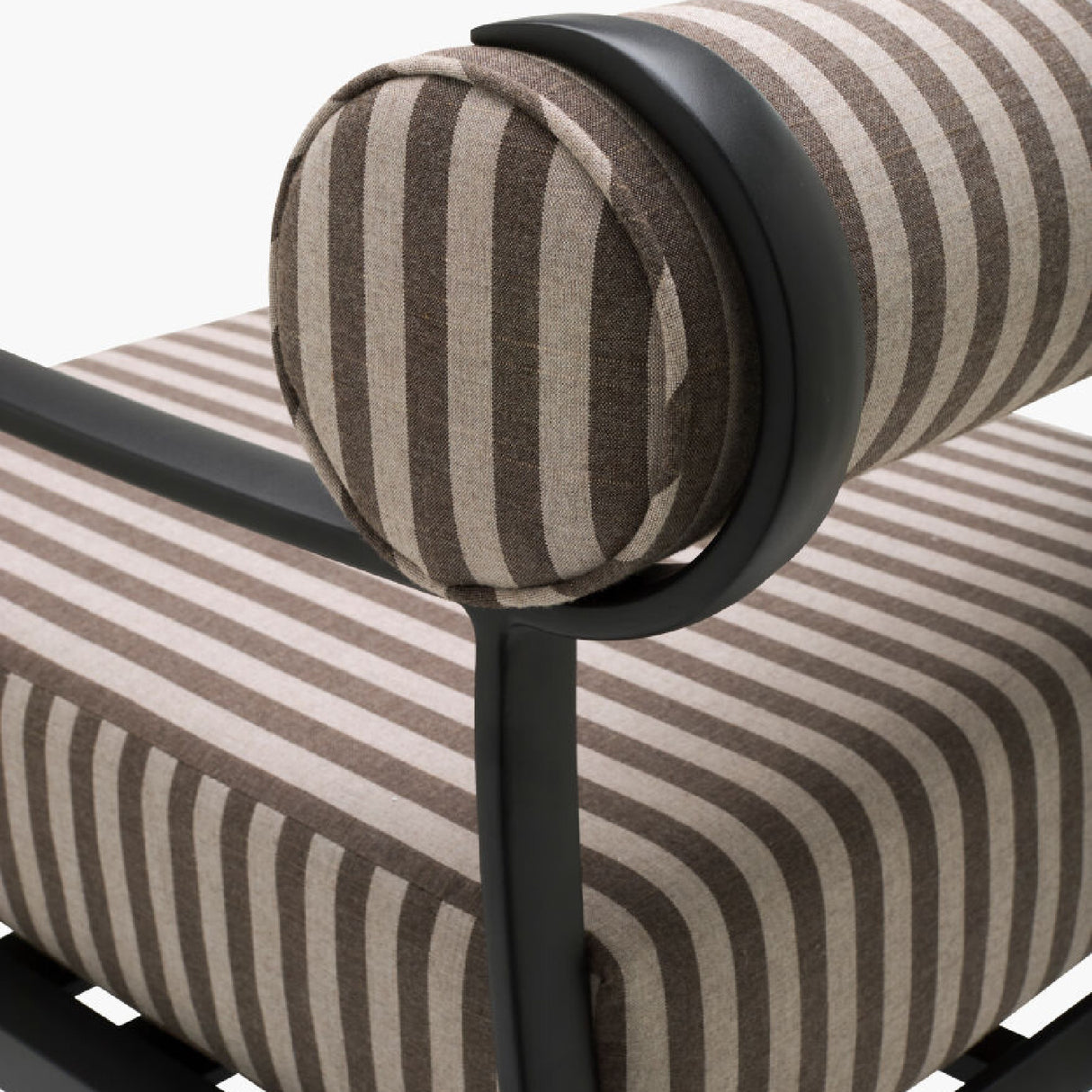 Black Aluminum Outdoor Accent Chair | Oroa.com