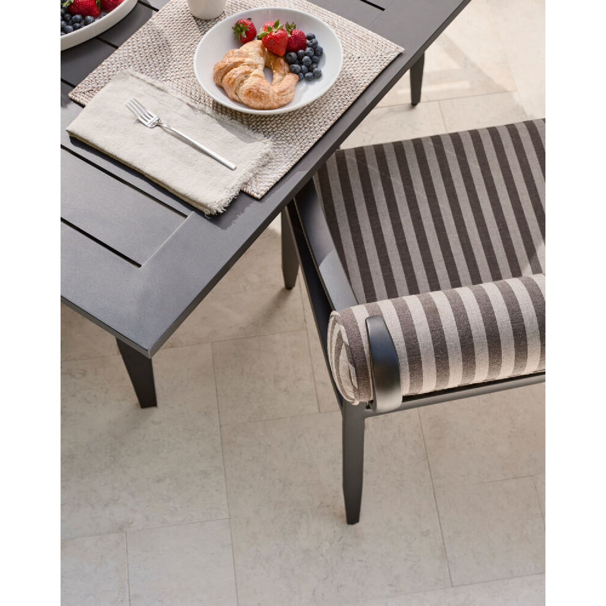 Modern European furniture - Black Aluminum Outdoor Dining Chair - www.oroa.com | Oroa.com