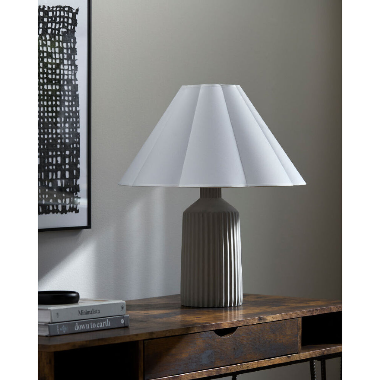 Gray Fluted Concrete Table Lamp | Oroa.com