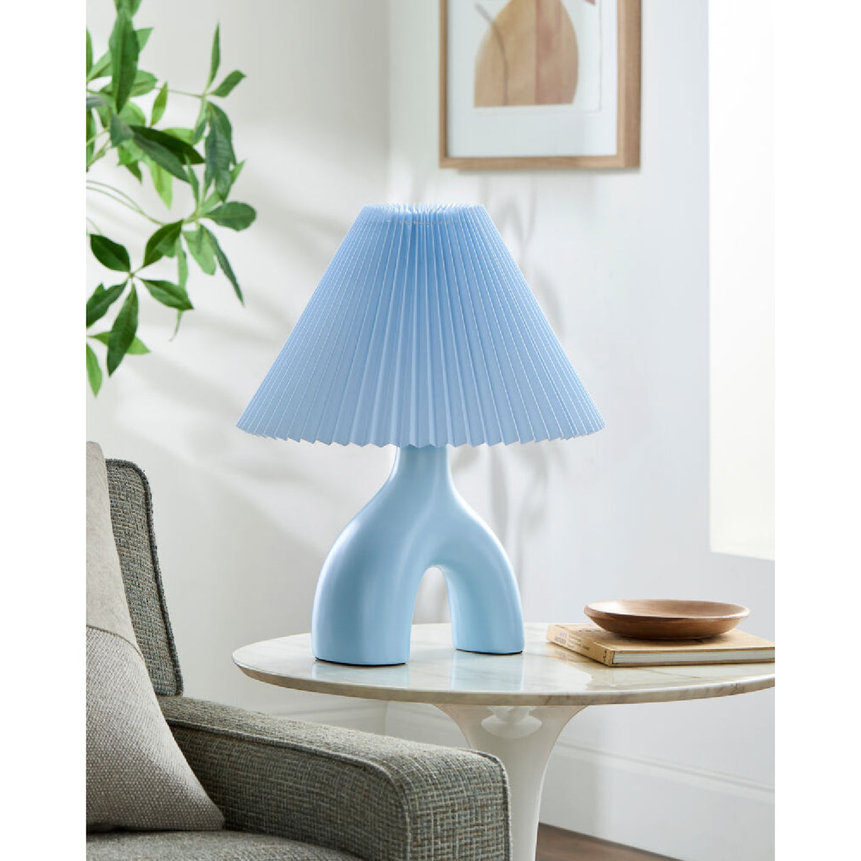 Modern European furniture - Ceramic Cream Linen Table Lamp - www.oroa.com | Oroa.com