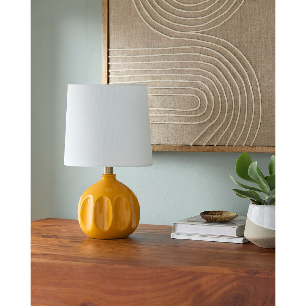 Linen Carved Ceramic Table Lamp | Oroa.com