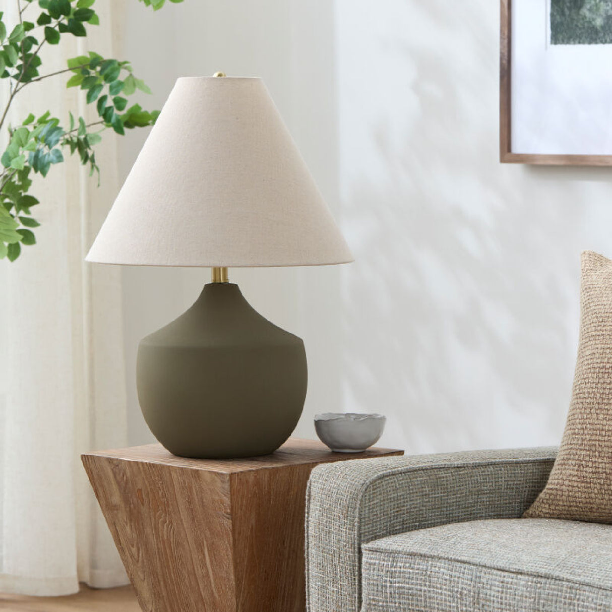 Modern European furniture - Ceramic Beige Linen Table Lamp - www.oroa.com | Oroa.com