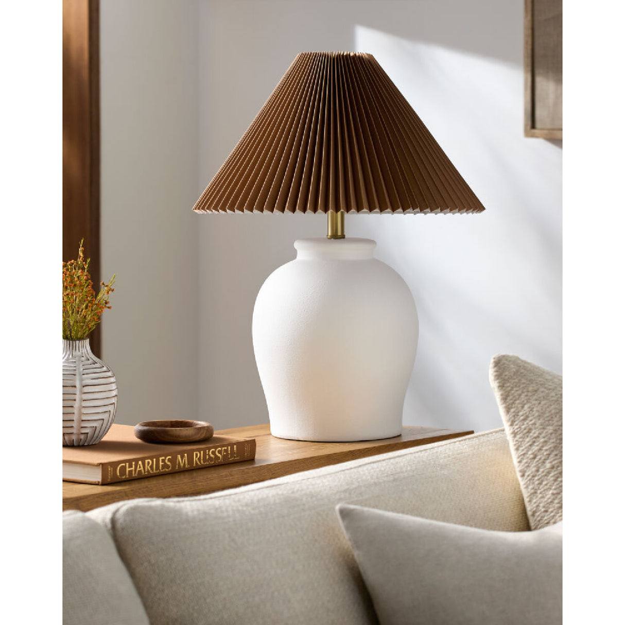 Brown Pleated Linen Table Lamp | Oroa.com