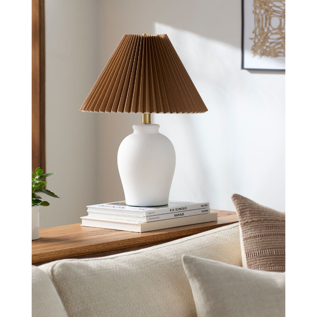Brown Linen Pleated Table Lamp | Oroa.com