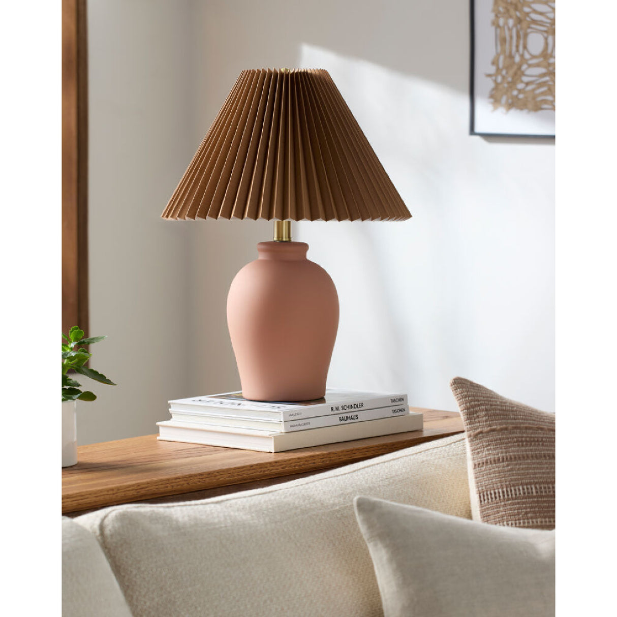 Brown Linen Pleated Table Lamp | Oroa.com