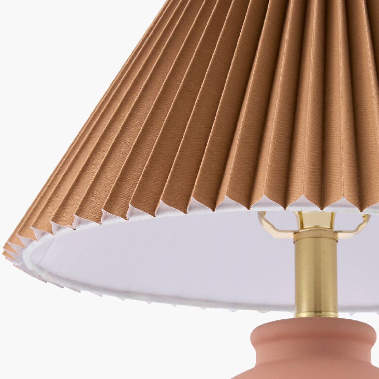 Brown Linen Pleated Table Lamp | Oroa.com