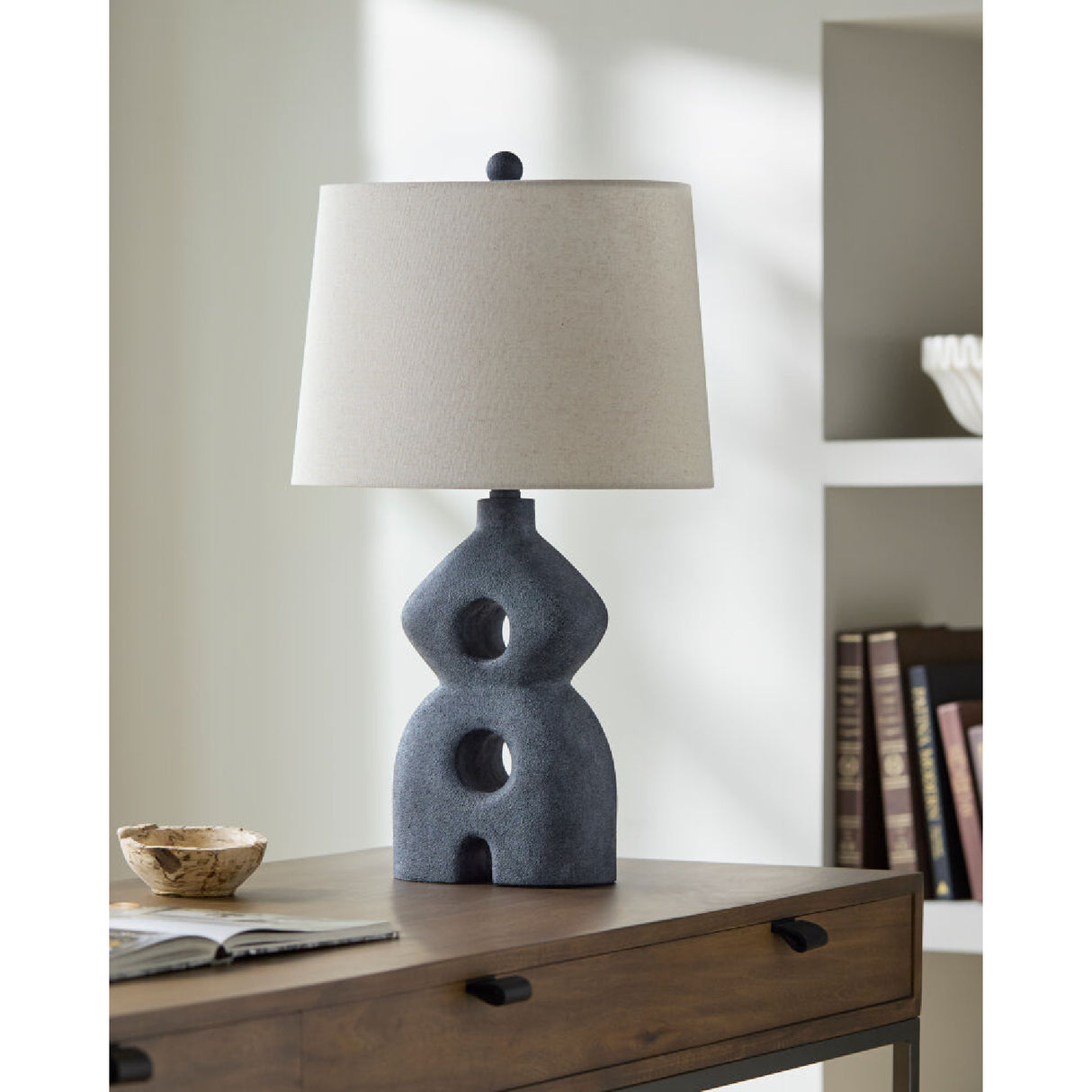 Modern European furniture - Black Sculptured Base Table Lamp - www.oroa.com | Oroa.com