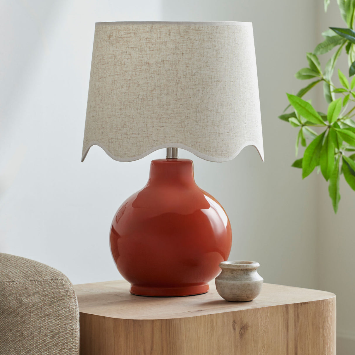 Modern European furniture - Wavy Edge Accent Table Lamp - www.oroa.com | Oroa.com