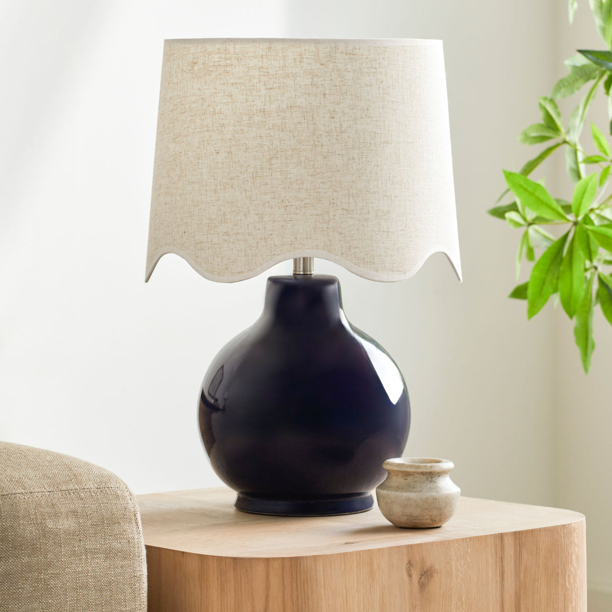 Modern European furniture - Wavy Edge Accent Table Lamp - www.oroa.com | Oroa.com