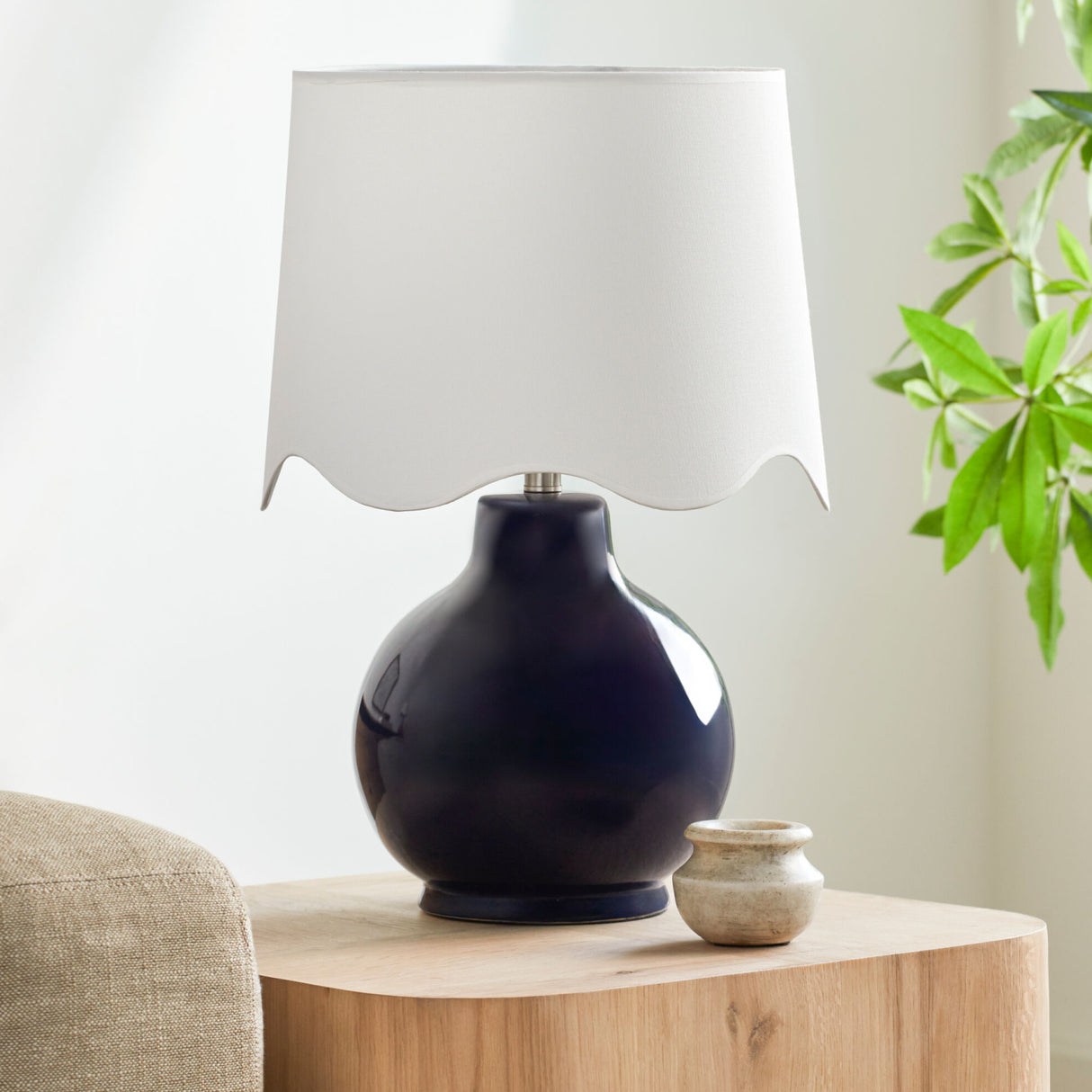 Modern European furniture - Wavy Edge Accent Table Lamp - www.oroa.com | Oroa.com