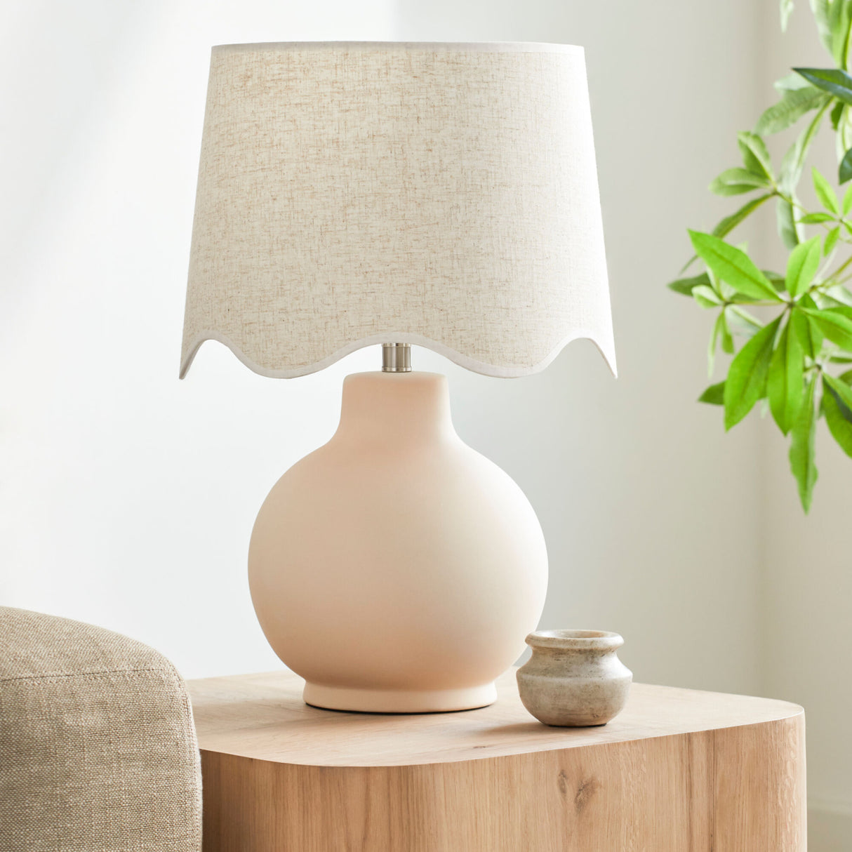 Modern European furniture - Wavy Edge Accent Table Lamp - www.oroa.com | Oroa.com