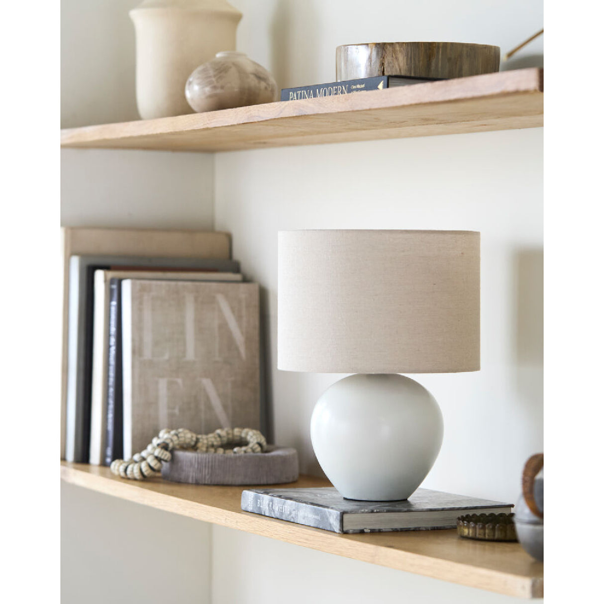 Rounded Ceramic Linen Table Lamp | Oroa.com