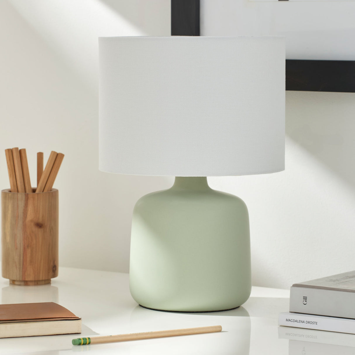 White Jute Ceramic Table Lamp | Oroa.com