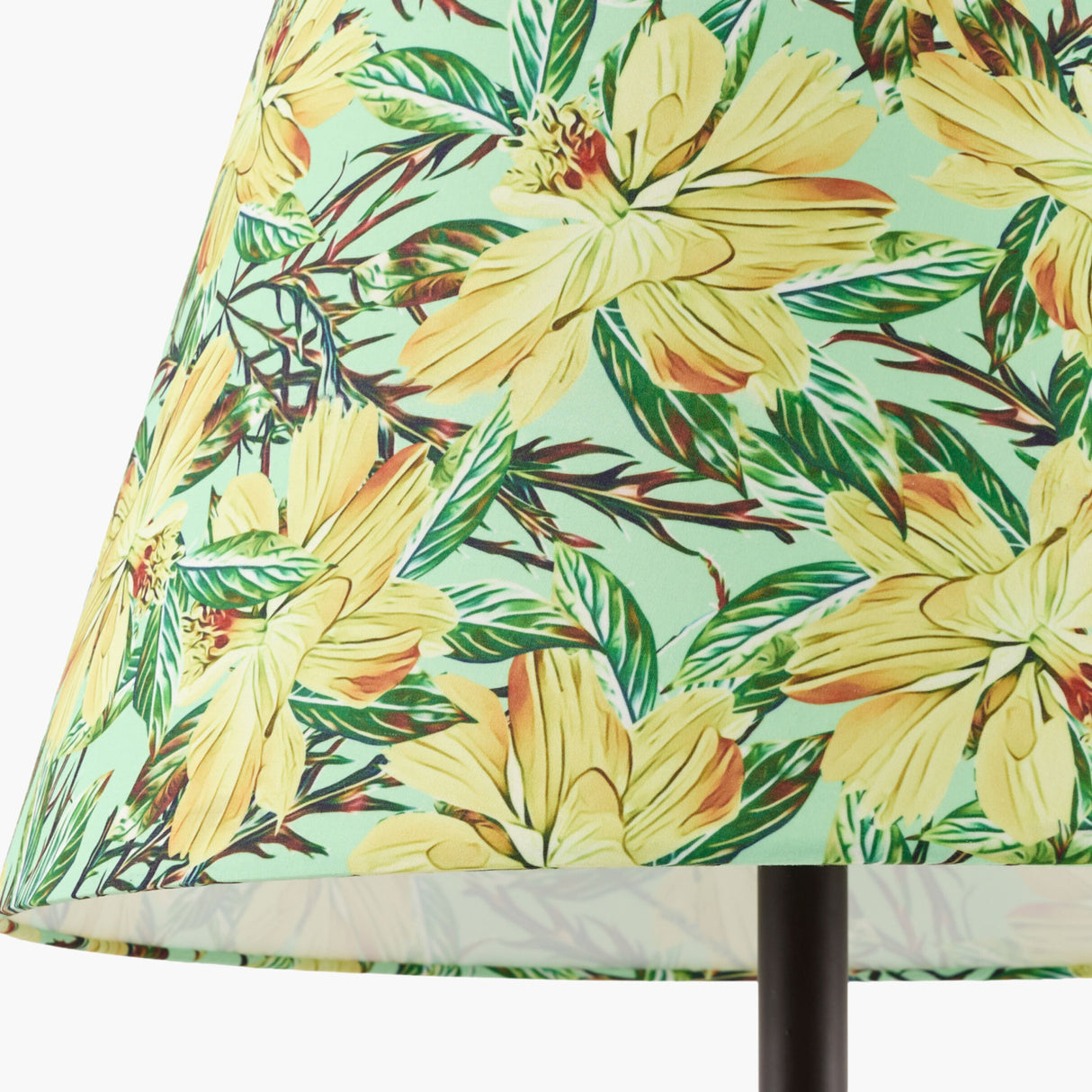 Floral Print Linen Table Lamp L | Oroa.com