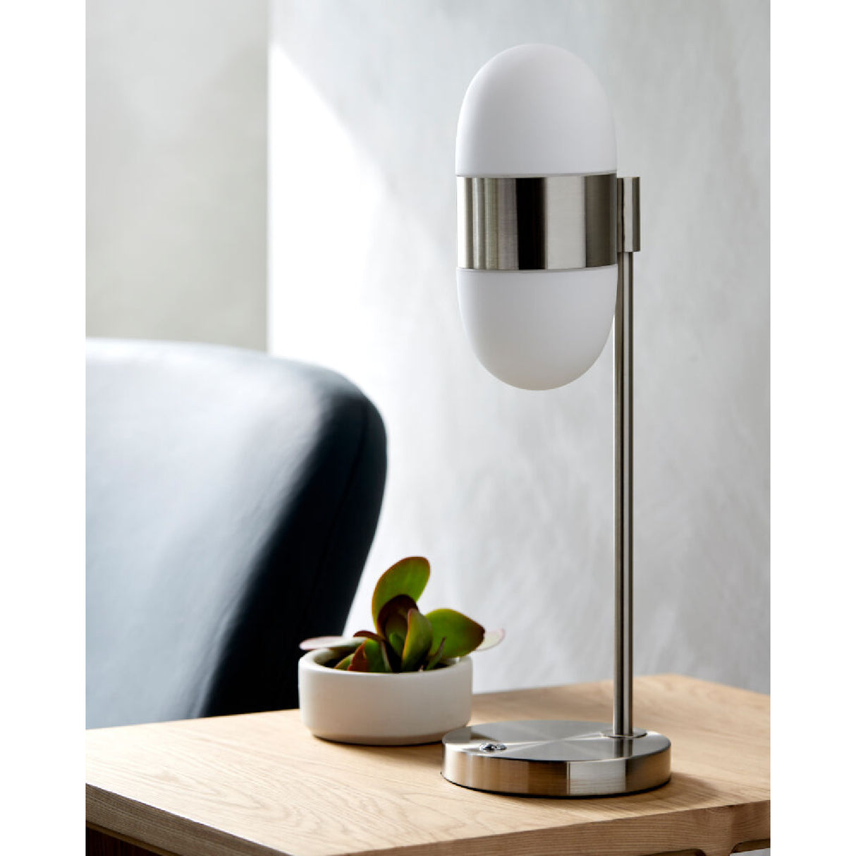 Modern European furniture - Metal Framed Glass Table Lamp - www.oroa.com | Oroa.com