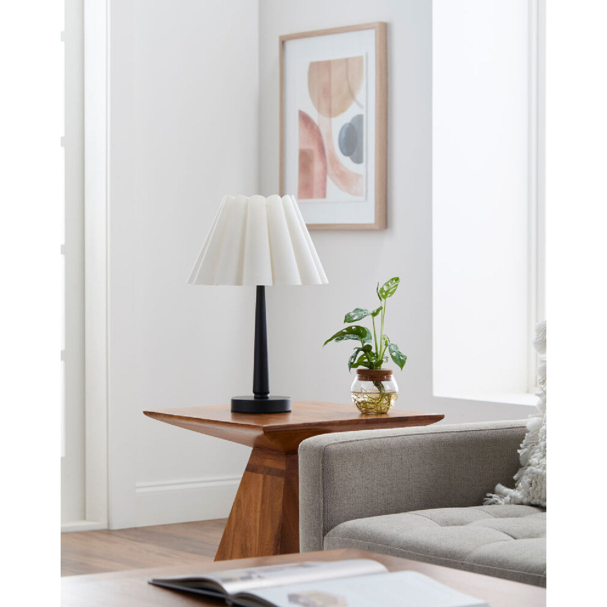 Modern European furniture - Iron Base Linen Table Lamp - www.oroa.com | Oroa.com