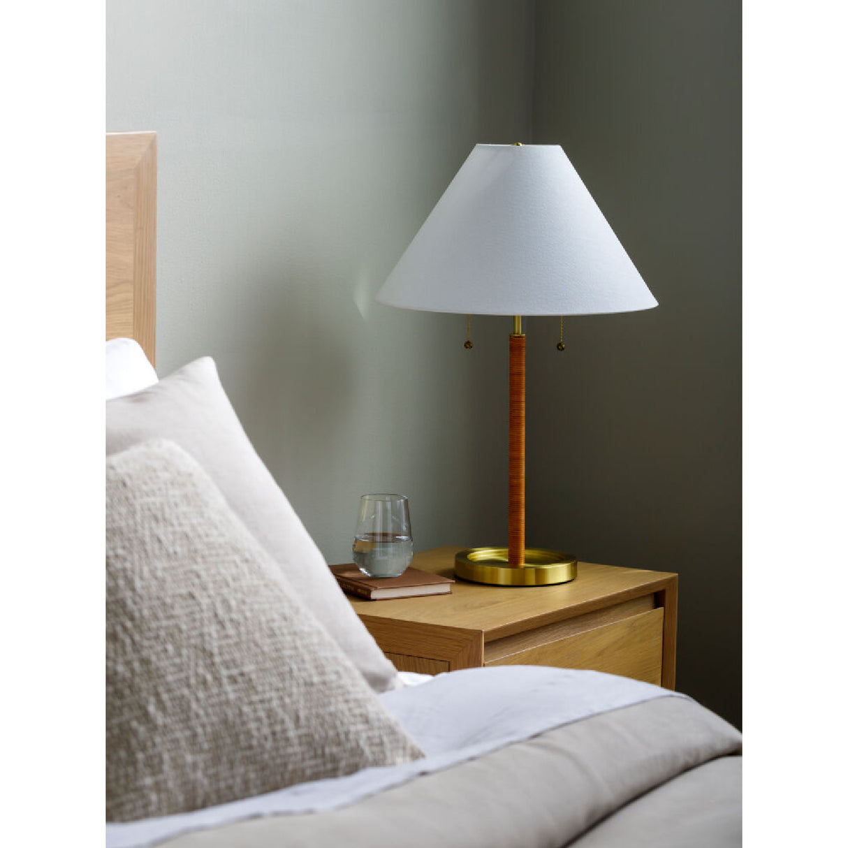 Modern European furniture - White Linen Pull-Switch Table Lamp - www.oroa.com | Oroa.com