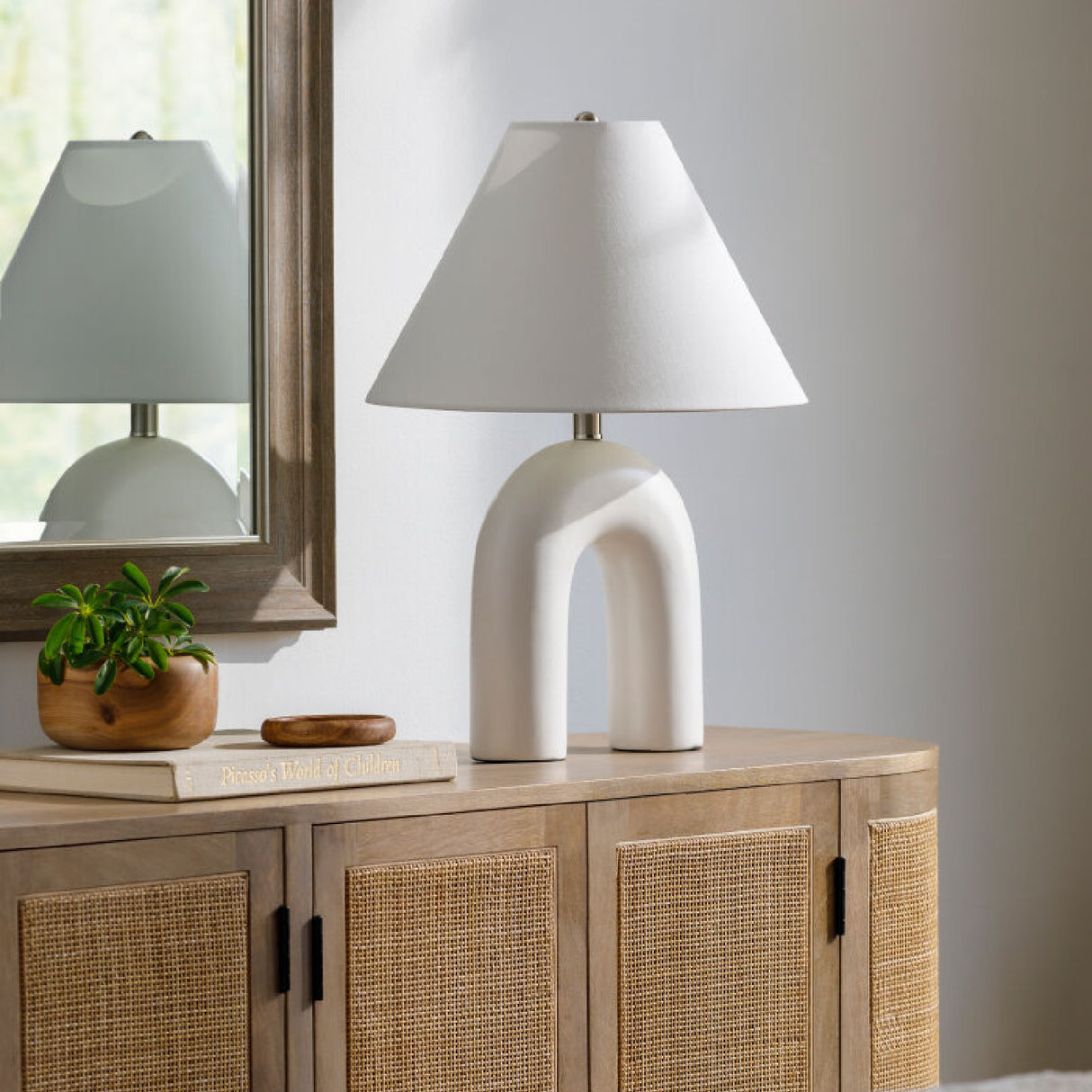 Modern European furniture - White Arched Ceramic Table Lamp - www.oroa.com | Oroa.com