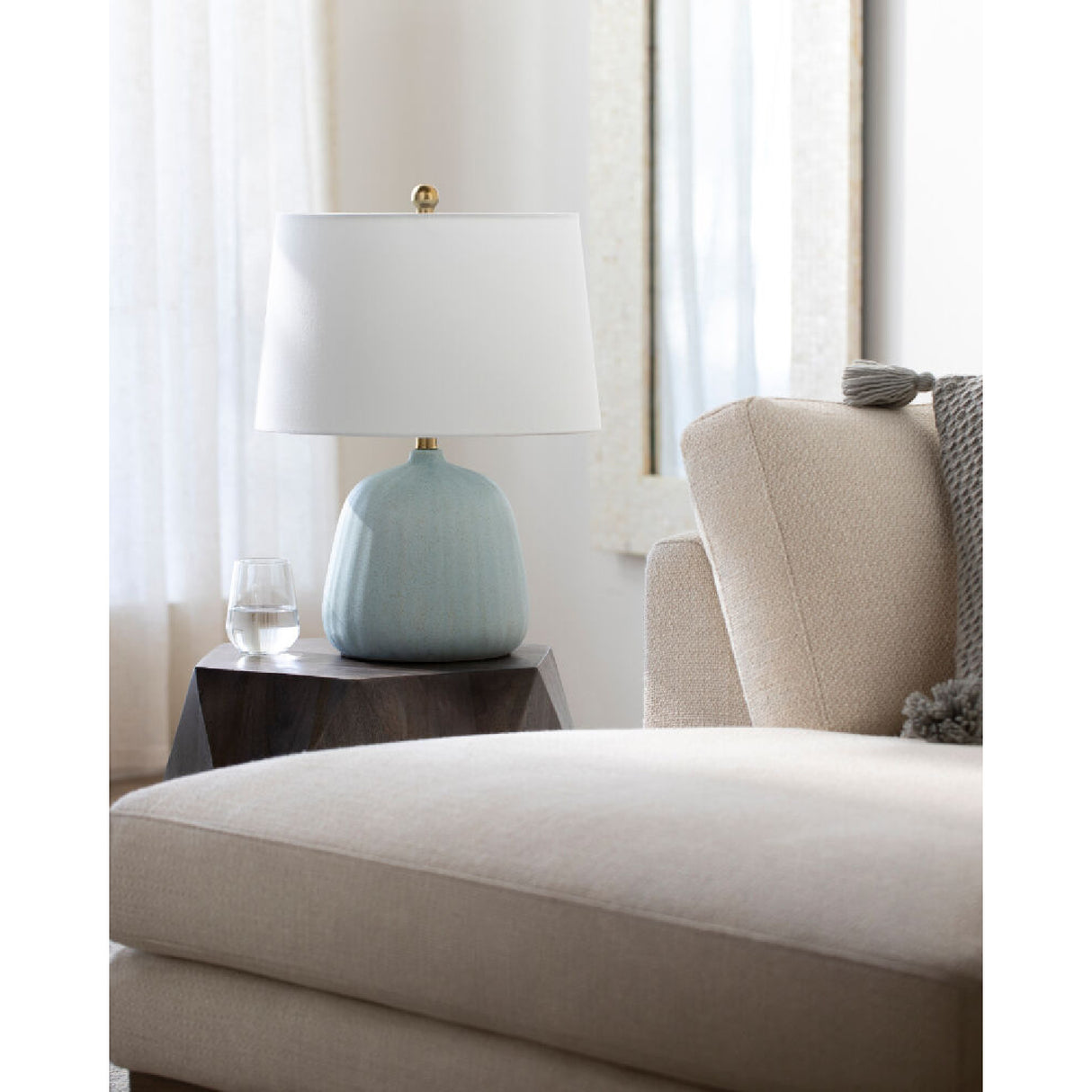 Dotted Ceramic Accent Table Lamp | Oroa.com