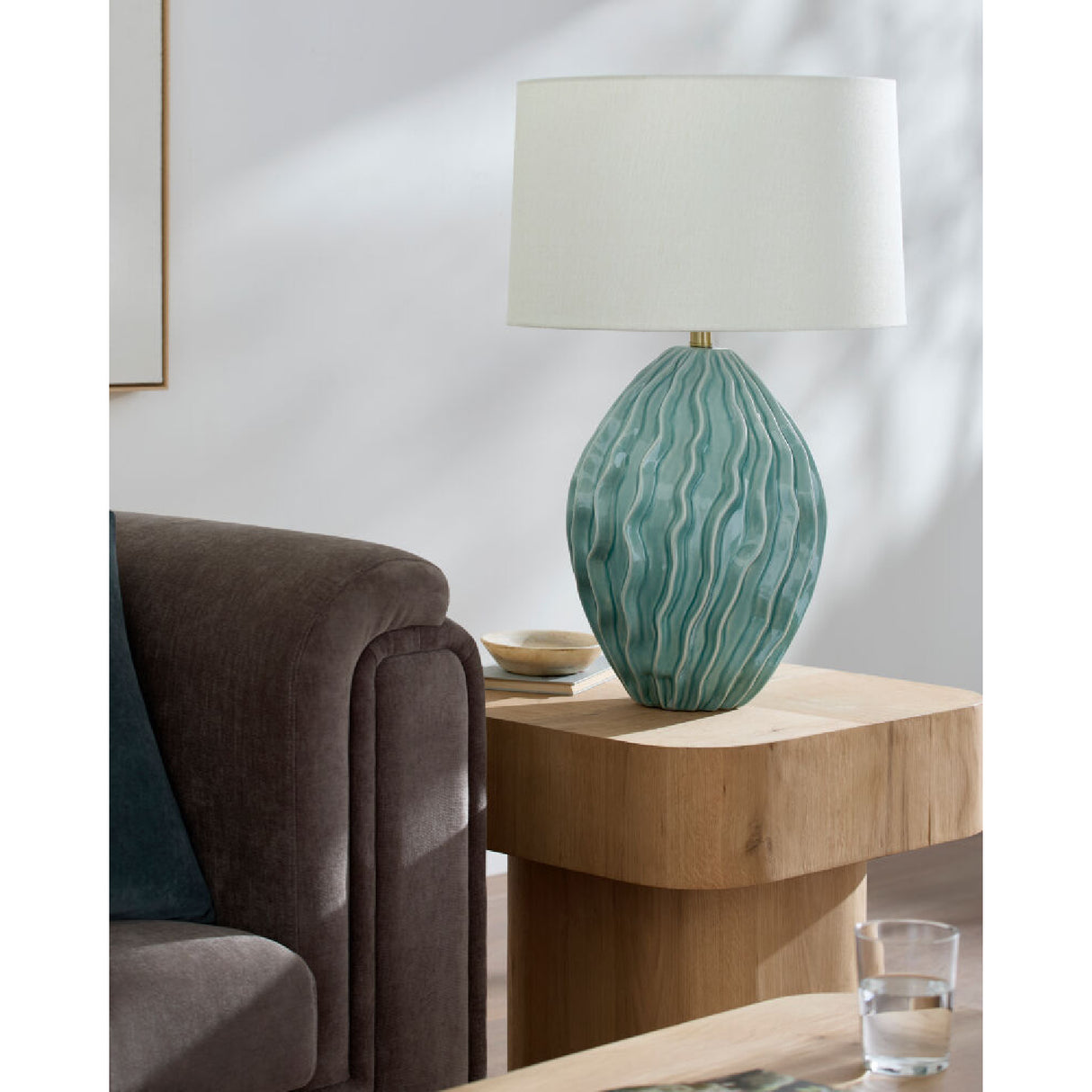 Green Ceramic Embossed Table Lamp | Oroa.com