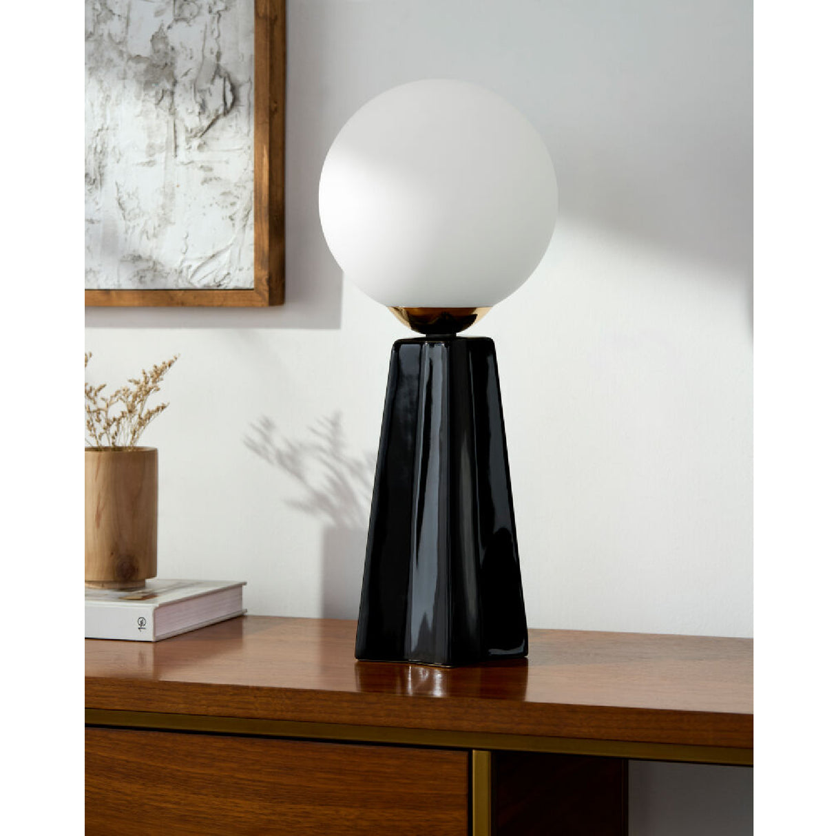 White Glass Globe Table Lamp | Oroa.com