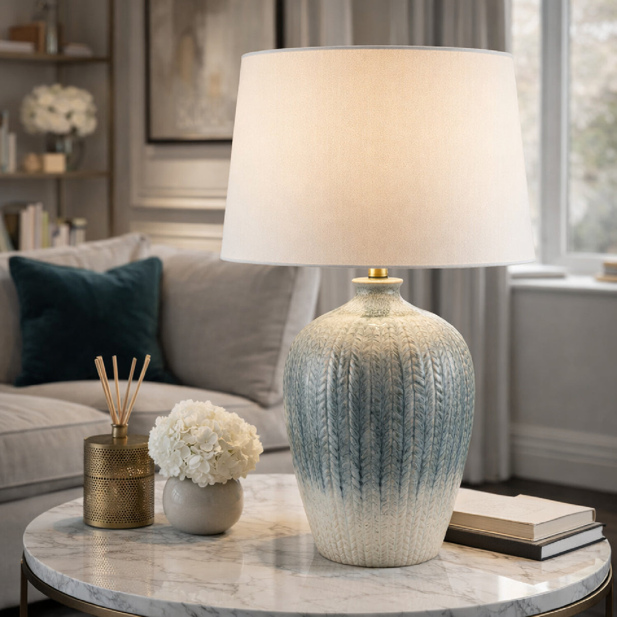 Gradient Blue Ceramic Table Lamp | Oroa.com