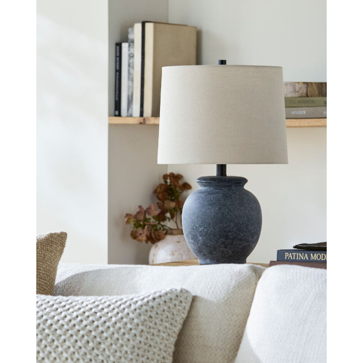 Antique Gray Ceramic Table Lamp | Oroa.com