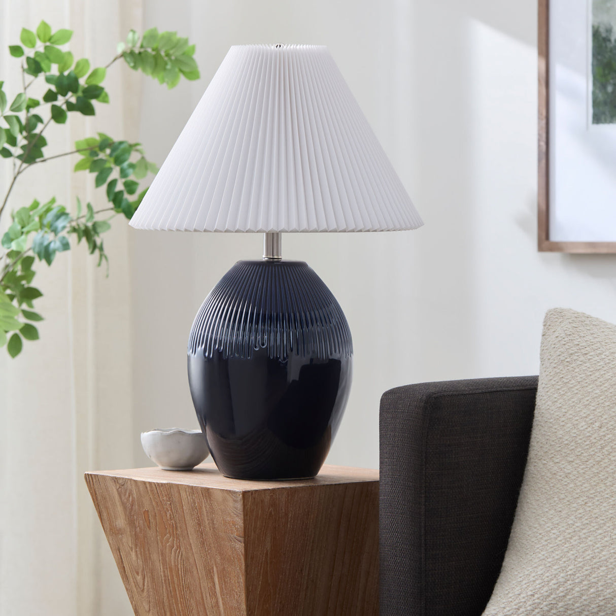 Modern European furniture - Ceramic Pleated Linen Table Lamp - www.oroa.com | Oroa.com