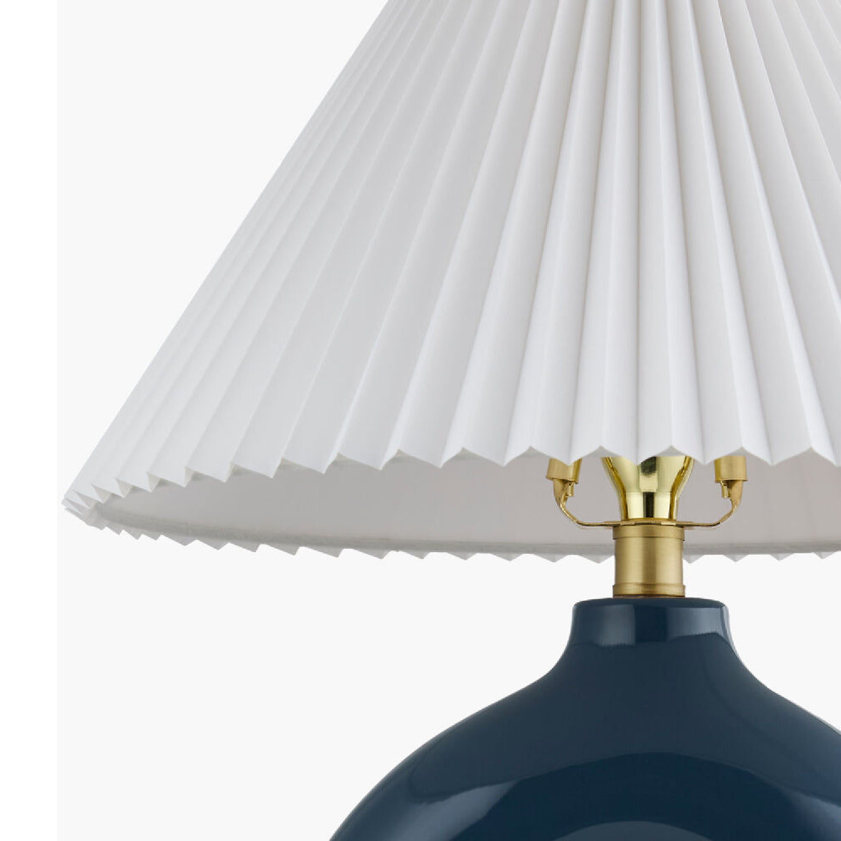 Modern European furniture - Pleated White Fabric Table Lamp - www.oroa.com | Oroa.com