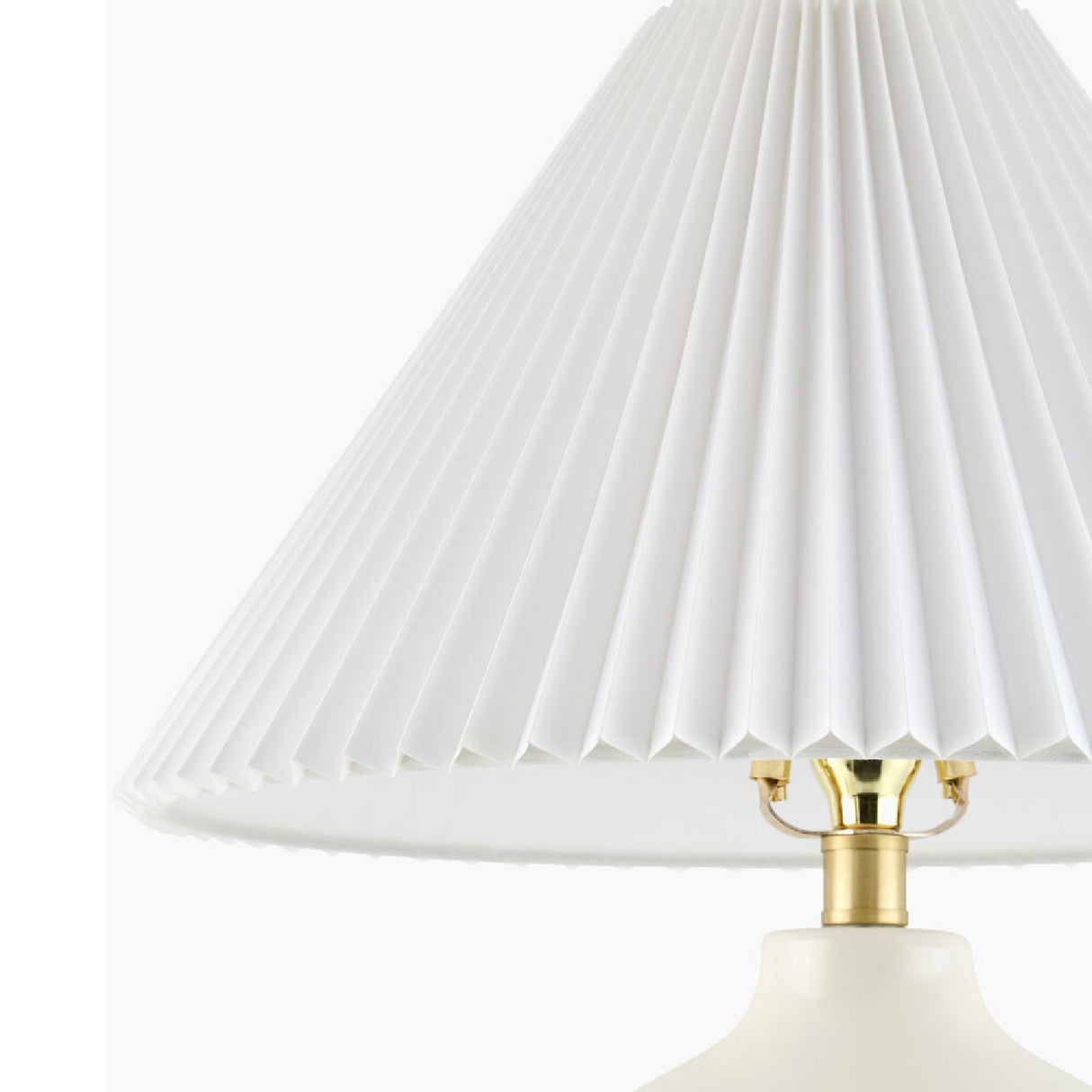 Modern European furniture - Pleated White Fabric Table Lamp - www.oroa.com | Oroa.com