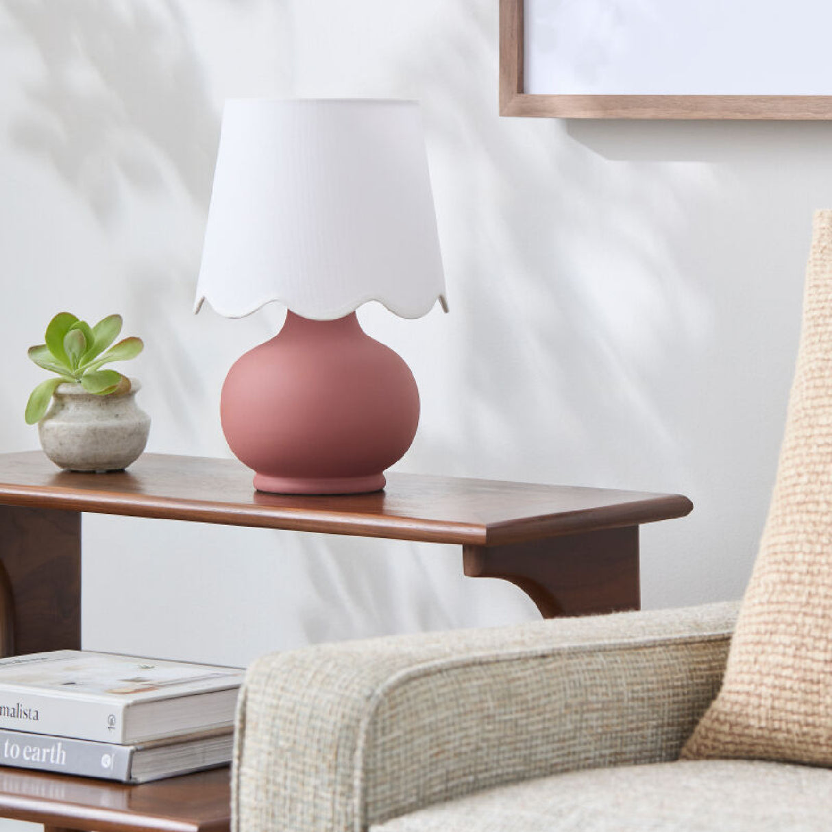 Modern European furniture - Scalloped Raffia Accent Table Lamp - www.oroa.com | Oroa.com