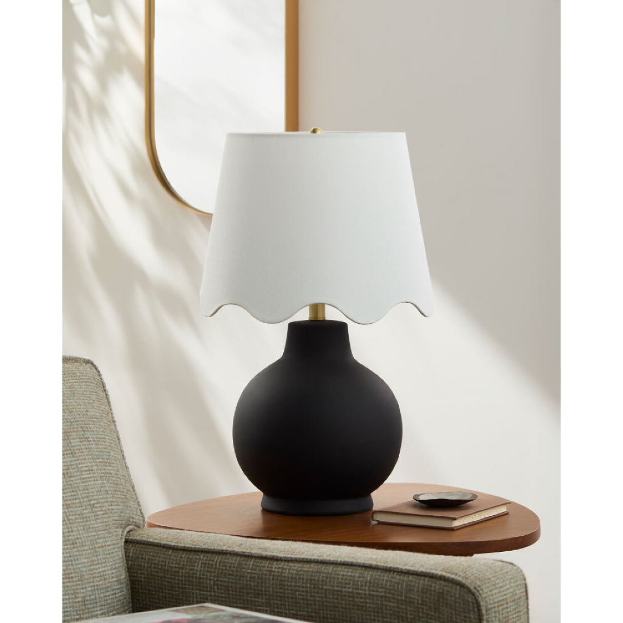 Modern European furniture - Wavy Linen Ceramic Table Lamp - www.oroa.com | Oroa.com