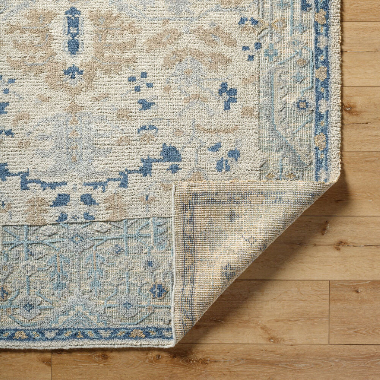 Modern furniture - Patterned Wool Blend Carpet - www.oroa.com | Oroa.com